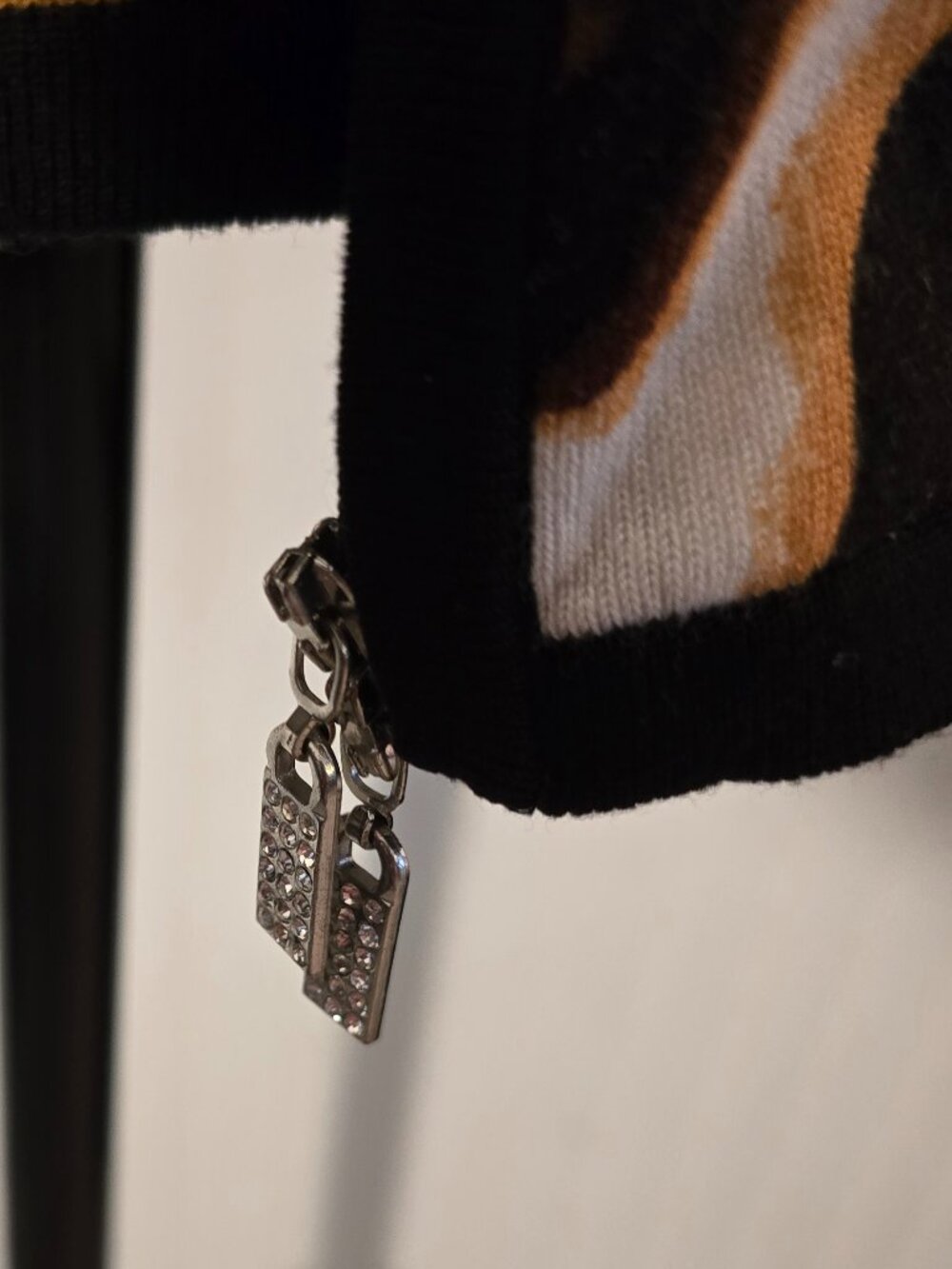 Belldini Leopard Print 2-Piece Sweater Set (M) - Picture 4 of 12